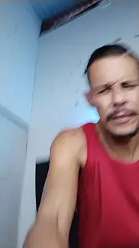 Snapshot of El_junior21 chatting on July 18, 4:00 pm El junior21 online show from July 18, 4:00 pm