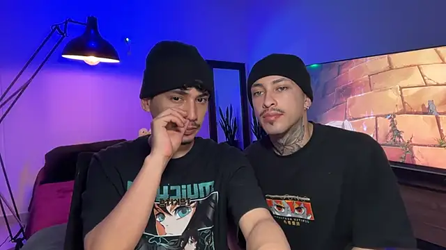 Noah and Steven online show from July 13, 7:49 pm