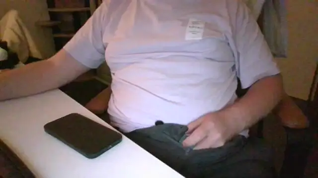 Snapshot of richard9718 chatting on May 1, 9:41 pm richard9718 online show from May 1, 9:41 pm