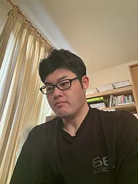Snapshot of shun_201 chatting on April 29, 11:22 pm shun 201 online show from April 29, 11:22 pm