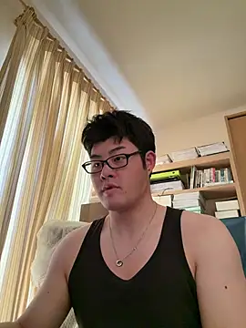 Snapshot of shun_201 chatting on May 13, 4:21 am shun 201 online show from May 13, 4:21 am