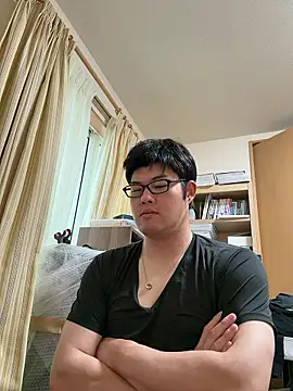 Snapshot of shun_201 chatting on June 3, 4:15 am shun 201 online show from June 3, 4:15 am