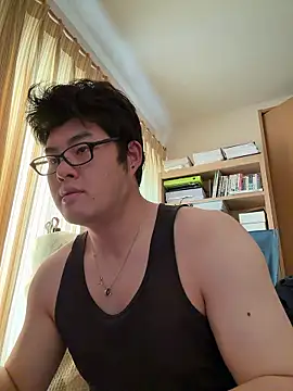 Snapshot of shun_201 chatting on June 13, 7:28 am shun 201 online show from June 13, 7:28 am