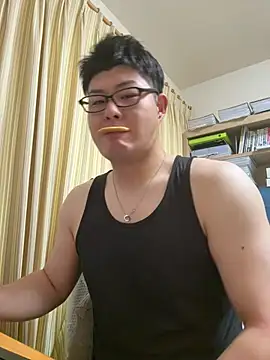 Snapshot of shun_201 chatting on June 20, 7:00 am shun 201 online show from June 20, 7:00 am