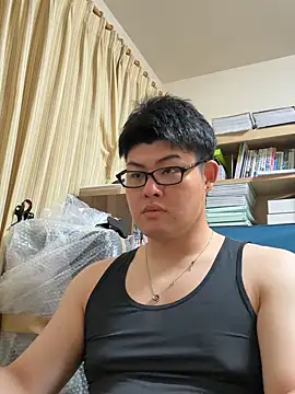 Snapshot of shun_201 chatting on June 28, 1:17 pm shun 201 online show from June 28, 1:17 pm