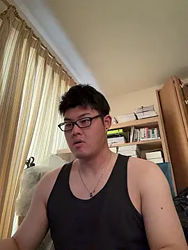 Snapshot of shun_201 chatting on July 3, 5:58 am shun 201 online show from July 3, 5:58 am