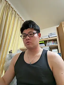 Snapshot of shun_201 chatting on July 5, 3:13 am shun 201 online show from July 5, 3:13 am