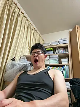 Snapshot of shun_201 chatting on July 9, 12:09 pm shun 201 online show from July 9, 12:09 pm