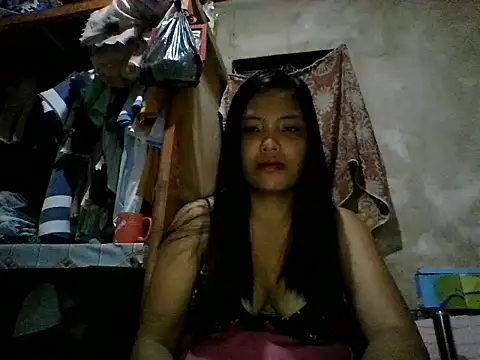 juicyredt online show from June 3, 12:08 pm