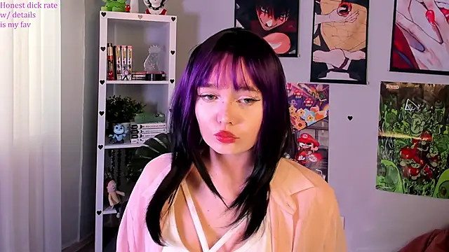 Tomie Kawakami online show from April 22, 6:49 am