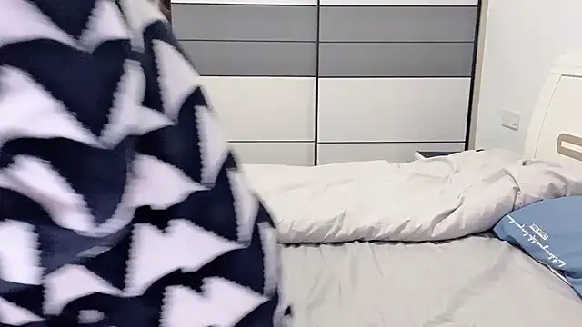 01knioka online show from April 23, 10:58 am