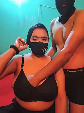 Hot Cupole online show from May 27, 2:14 pm