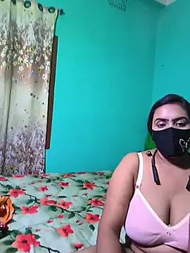 Hot Cupole online show from June 24, 7:40 am