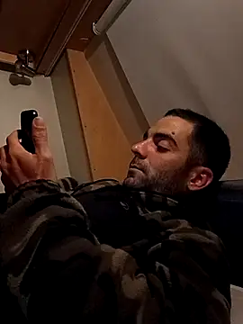 alieno napoletano online show from April 28, 7:52 pm