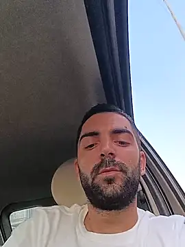 Snapshot of alieno_napoletano chatting on June 21, 6:10 pm alieno napoletano online show from June 21, 6:10 pm