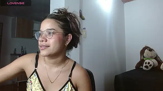 little babyboo  online show from July 11, 4:48 am