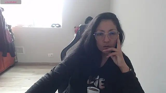 Snapshot of Melissaleehot chatting on May 30, 7:33 pm Melissaleehot online show from May 30, 7:33 pm