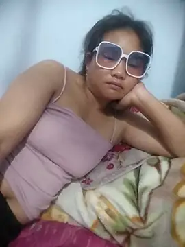 Snapshot of aga-wa chatting on May 13, 9:44 pm aga-wa online show from May 13, 9:44 pm