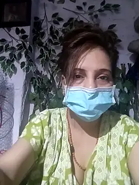 honeyhus online show from April 26, 8:12 am