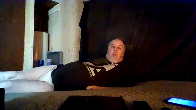 Nightshade1195 online show from April 22, 9:16 pm