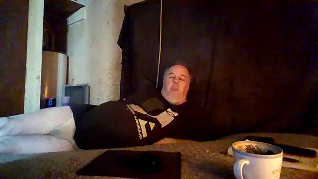 Snapshot of Nightshade1195 chatting on May 5, 9:01 pm Nightshade1195 online show from May 5, 9:01 pm