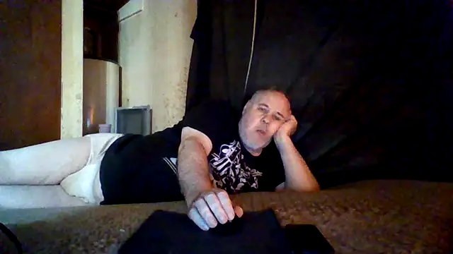 Snapshot of Nightshade1195 chatting on May 25, 5:08 pm Nightshade1195 online show from May 25, 5:08 pm