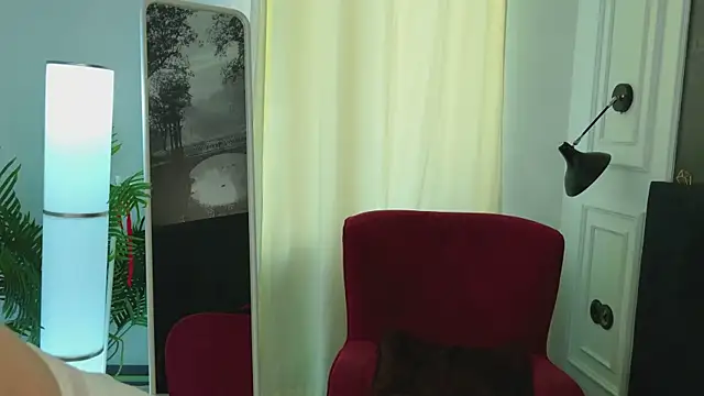 Snapshot of JabamiMiller chatting on June 6, 1:38 pm JabamiMiller online show from June 6, 1:38 pm