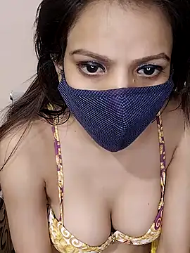 Snapshot of lovelyrosewifey chatting on May 16, 6:21 am lovelyrosewifey online show from May 16, 6:21 am