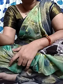 Snapshot of Dimpletelugu chatting on July 18, 5:33 am Dimpletelugu online show from July 18, 5:33 am