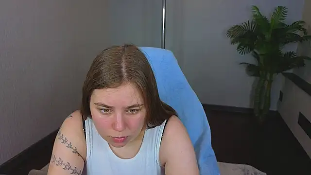 Snapshot of Boobsy_girl chatting on July 30, 11:42 am Boobsy girl online show from July 30, 11:42 am
