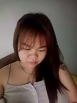 Snapshot of Truxcy1 chatting on May 3, 10:27 pm Truxcy1 online show from May 3, 10:27 pm