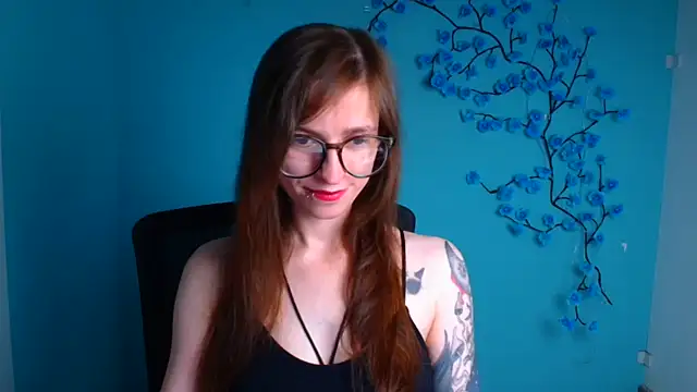 Luna Tantra online show from July 8, 1:15 pm