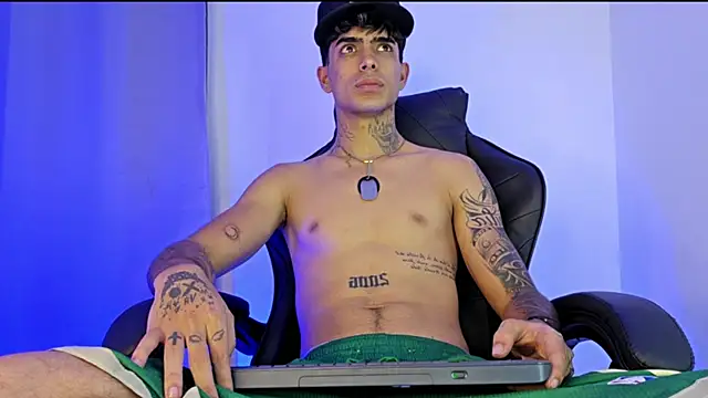 MIGUEL AGUIRRECA online show from April 21, 2:51 am