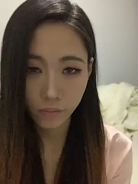 Veil-00 online show from June 4, 5:52 pm
