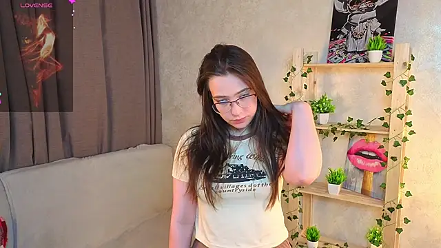 Snapshot of Katonysusant chatting on June 8, 4:29 pm Katonysusant online show from June 8, 4:29 pm