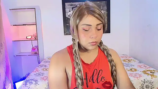 Snapshot of _eilish_ chatting on April 25, 8:06 pm eilish online show from April 25, 8:06 pm