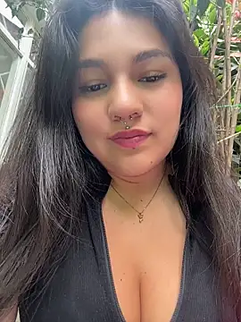 emily gv1 online show from June 18, 4:00 pm