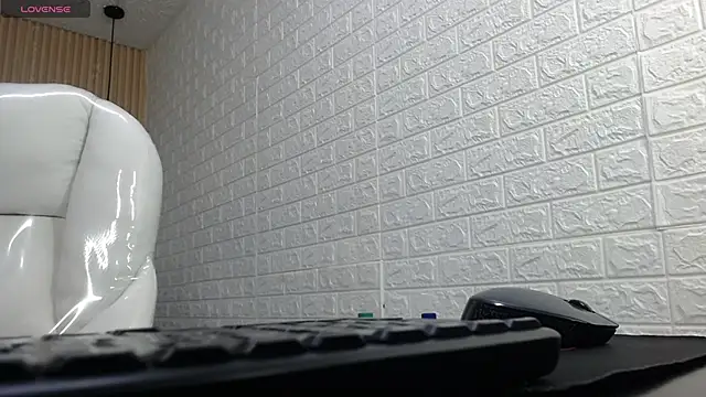 Jhota diamond online show from April 29, 8:04 pm