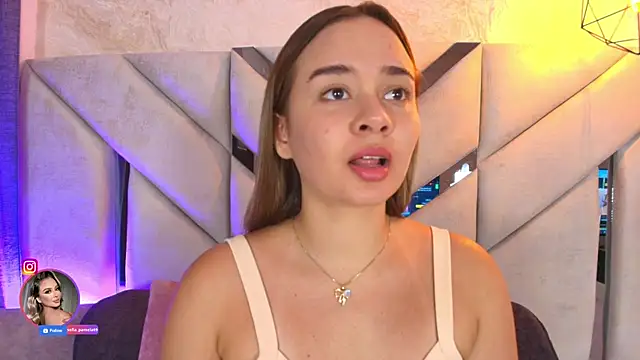 Snapshot of Sofia_pamela_ chatting on June 30, 7:04 pm Sofia pamela online show from June 30, 7:04 pm