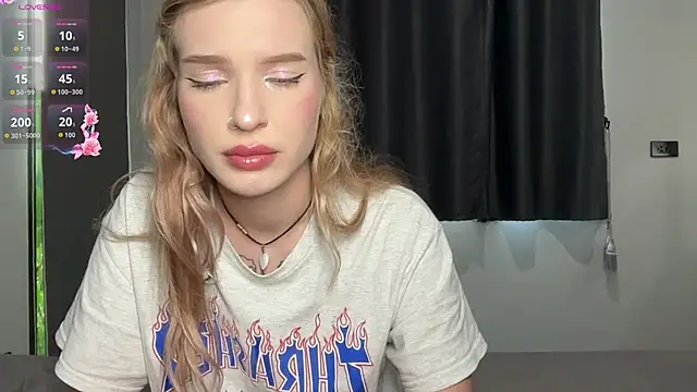 crazysuckks online show from May 23, 2:17 am