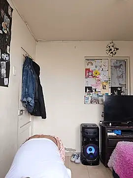 Snapshot of evafuckasd chatting on June 24, 12:37 pm evafuckasd online show from June 24, 12:37 pm