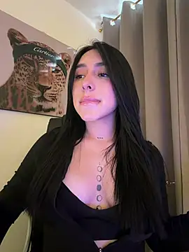 Snapshot of IsabellaNoir_ chatting on June 20, 5:38 pm IsabellaNoir online show from June 20, 5:38 pm
