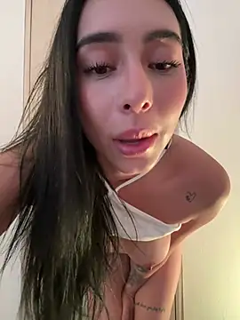 Snapshot of IsabellaNoir_ chatting on July 18, 5:17 pm IsabellaNoir online show from July 18, 5:17 pm
