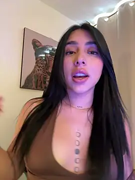 Snapshot of IsabellaNoir_ chatting on July 24, 6:28 pm IsabellaNoir online show from July 24, 6:28 pm