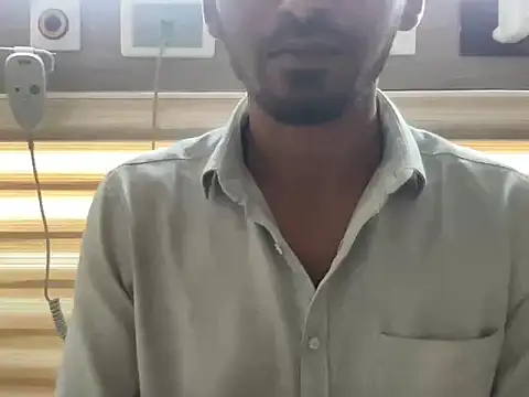 Xh0dy online show from April 22, 11:56 am