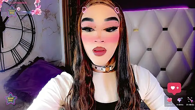 Snapshot of Camila_Vasquezz1 chatting on June 7, 11:47 am Camila Vasquezz1 online show from June 7, 11:47 am