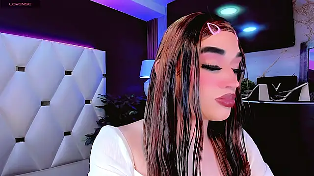 Camila Vasquezz1 online show from June 16, 11:02 am