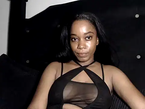 Snapshot of Enchantriss chatting on June 20, 7:49 pm Enchantriss online show from June 20, 7:49 pm