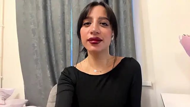 Snapshot of AngellaBarbini chatting on June 28, 2:34 pm AngellaBarbini online show from June 28, 2:34 pm