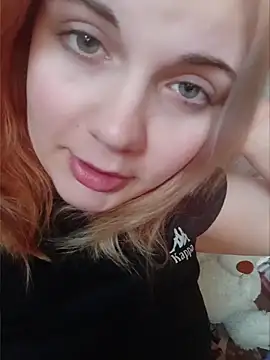 LoisFox online show from May 17, 6:11 am